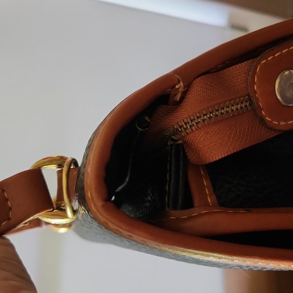 DOONEY & BOURKE Vintage Leather Black/English Tan XL Saddle Handbag - EUC - Picture 7 of 16